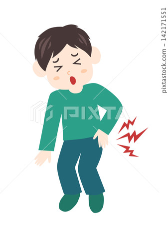 一名男子雙手叉腰，背部疼痛難耐。 142171551