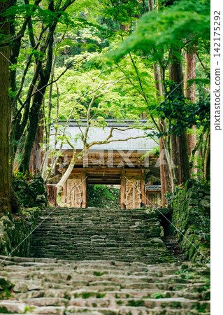【滋賀縣東近江市】百齋寺仁王門入口 【滋賀縣東近江市】百齋寺仁王門入口 142175292