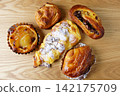 sweet pastry 142175709