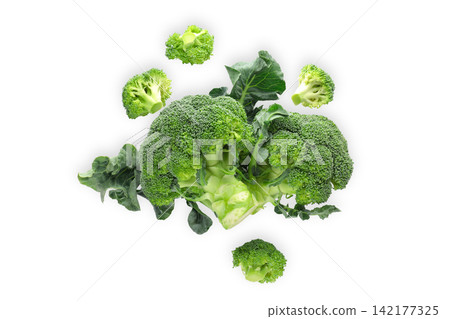 Healthy food. Broccoli arranged beautifully highlights nutrition and vibrant color, PNG Healthy food. Broccoli arranged beautifully highlights nutrition and vibrant color, PNG 142177325