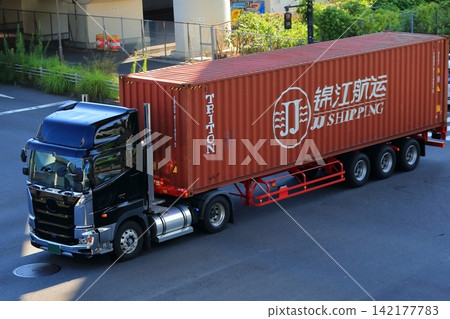 Trailer truck Trailer truck 142177783