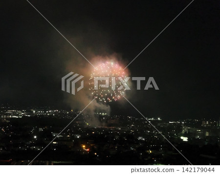 Summer fireworks as seen from Kobo-yama Summer fireworks as seen from Kobo-yama 142179044