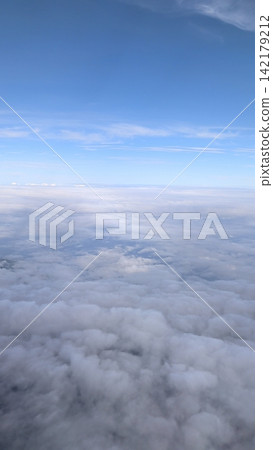 Cloud seen from an airplane Cloud seen from an airplane 142179212