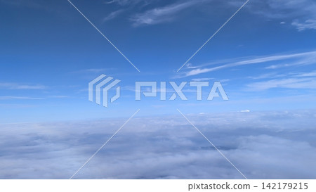 從飛機看見的雲彩 142179215