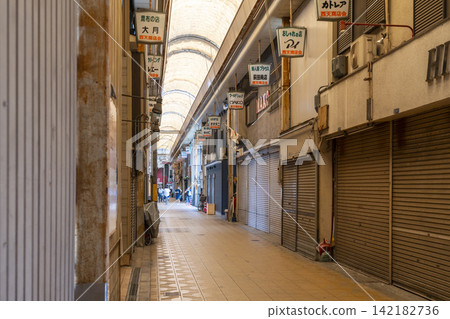 Nishi-Tengachaya Shopping Street (Nishitengachaya Shopping Street) Nishi-Tengachaya Shopping Street (Nishitengachaya Shopping Street) 142182736