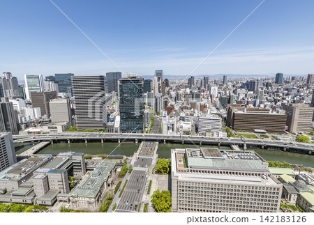 大阪市北區大阪市政府大樓週邊街景 大阪市北區大阪市政府大樓週邊街景 142183126