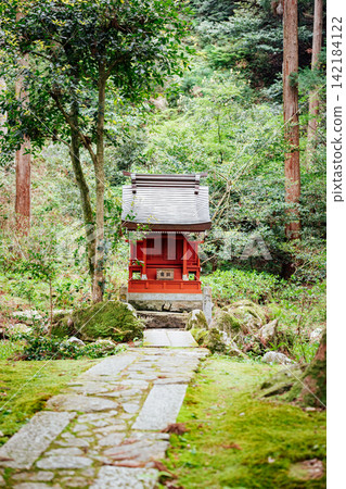 [Higashiomi City, Shiga Prefecture] Hyakusaiji Temple, Benten-do Hall 142184122