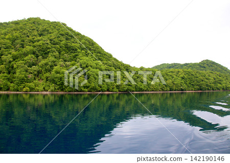 支笏湖、姬增(陸封鮭)、山船鐵路橋、支笏湖觀光船、火山口湖、北海道觀光、支洞爺國立公園、水下觀光船 支笏湖、姬增(陸封鮭)、山船鐵路橋、支笏湖觀光船、火山口湖、北海道觀光、支洞爺國立公園、水下觀光船 142190146