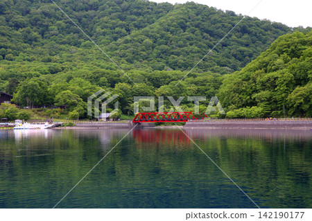 Lake Shikotsu, Himemasu (landlocked salmon), Yamasen Railway Bridge, Lake Shikotsu sightseeing boat, caldera lake, Hokkaido sightseeing, Shikotsu-Toya National Park, underwater sightseeing boat Lake Shikotsu, Himemasu (landlocked salmon), Yamasen Railway Bridge, Lake Shikotsu sightseeing boat, caldera lake, Hokkaido sightseeing, Shikotsu-Toya National Park, underwater sightseeing boat 142190177