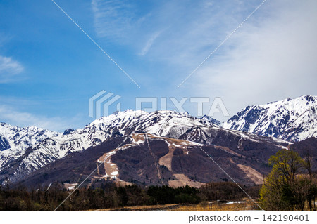 Scenery of Hakuba Village as spring arrives 142190401