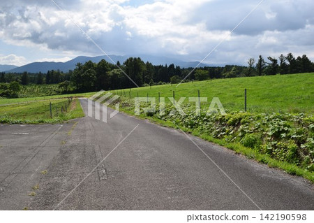 山形縣莊內市山路 山形縣莊內市山路 142190598