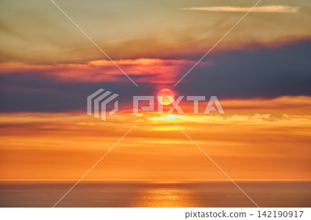Atlantic sunset with orange clouds in Viana do Castelo Atlantic sunset with orange clouds in Viana do Castelo 142190917