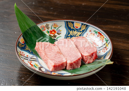 厚切奢華優質牛舌 142191048