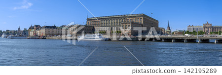 the royal palace in Stockholm the royal palace in Stockholm 142195289