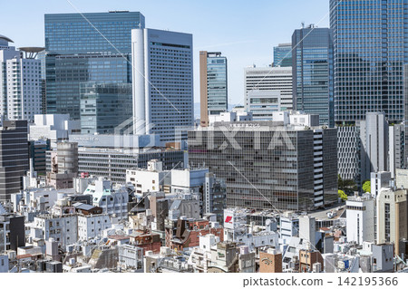 大阪市北區JR大阪站週邊街景 142195366