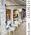White restaurant and terrace 142196110