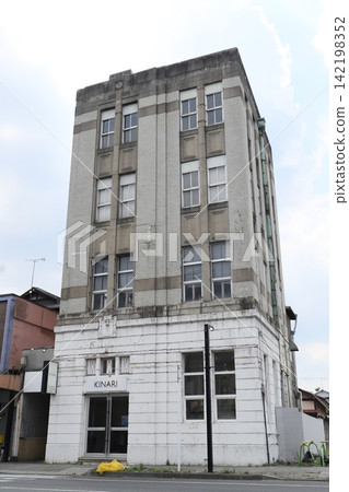 Kanazen Building Kanazen Building 142198352