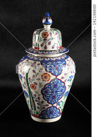 ceramic vase ceramic vase 142198600