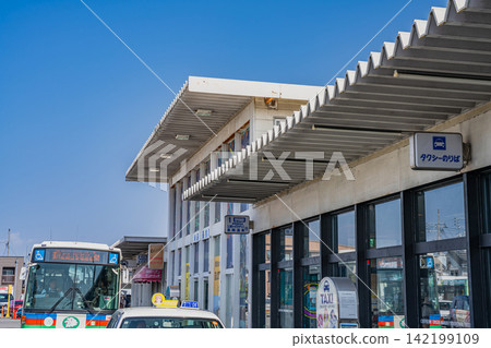 靜岡縣伊豆之國市伊豆長丘站前的景色 靜岡縣伊豆之國市伊豆長丘站前的景色 142199109