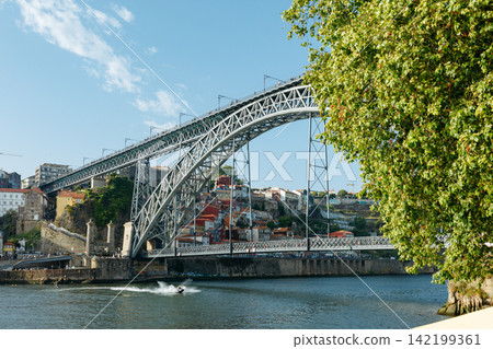 Dom Luis I Bridge Over the Douro River in Porto, Portugal Dom Luis I Bridge Over the Douro River in Porto, Portugal 142199361