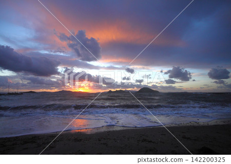 Seaside town of Turgutreis and spectacular sunsets Seaside town of Turgutreis and spectacular sunsets 142200325