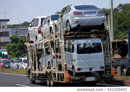 Carrier car (vehicle carrier) Carrier car (vehicle carrier) 142200403