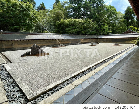 京都:龍安寺枯山水庭園 京都:龍安寺枯山水庭園 142200404