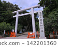A landscape featuring the torii gate of Ikisu Shrine. 142201360