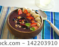 Acai Bowl 142203910