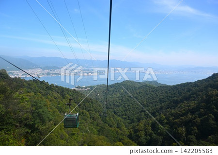 從宮島索道上看到的廣島景色 從宮島索道上看到的廣島景色 142205583