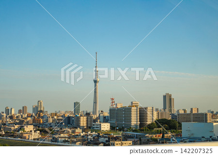 A view from the Metropolitan Expressway, where you can drive comfortably on a clear, sunny day. A view from the Metropolitan Expressway, where you can drive comfortably on a clear, sunny day. 142207325