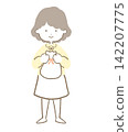 收到禮物後很高興的女孩。 142207775