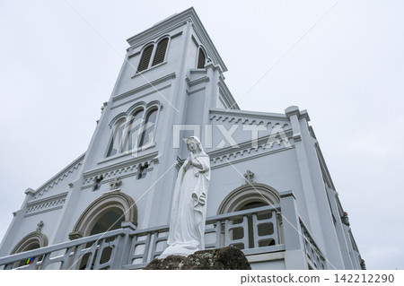 Himosashi Church and the statue of Mary, both constructed of concrete in the early Showa period. Himosashi Church and the statue of Mary, both constructed of concrete in the early Showa period. 142212290