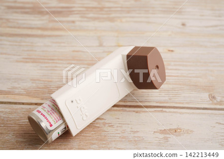 Bangkok, Thailand May 4, 2026 Asthma and chronic obstructive pulmonary disease COPD, Asian teenage using metered dose inhaler MDI. Bangkok, Thailand May 4, 2026 Asthma and chronic obstructive pulmonary disease COPD, Asian teenage using metered dose inhaler MDI. 142213449