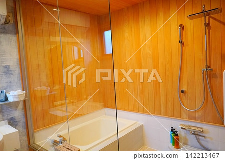 A clean bathroom in an apartment A clean bathroom in an apartment 142213467
