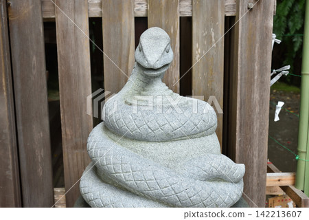 音山神社,狛犬(守護蛇)(京都市左京區) 音山神社,狛犬(守護蛇)(京都市左京區) 142213607