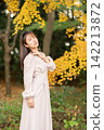 Beautiful Japanese women 142213872