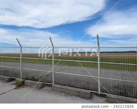 Airport Airport 142213926