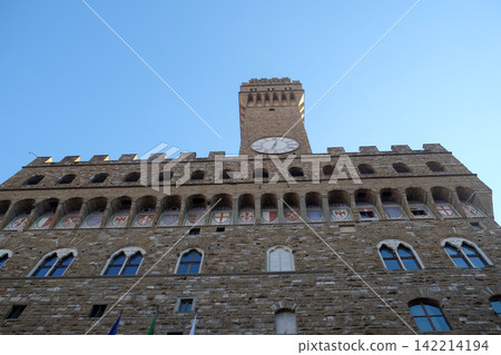 The Palazzo Vecchio (Old Palace) a Massive Romanesque Fortress Palace, is the Town Hall of Florence, Italy The Palazzo Vecchio (Old Palace) a Massive Romanesque Fortress Palace, is the Town Hall of Florence, Italy 142214194