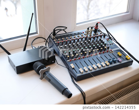 Small sound system featuring wireless mic and illumination Small sound system featuring wireless mic and illumination 142214355