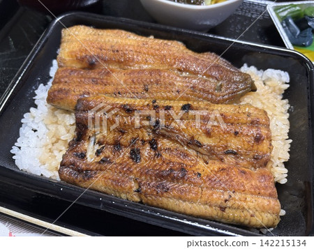 Unagi Kabayaki Bento (eel rice bowl bento) Unagi Kabayaki Bento (eel rice bowl bento) 142215134