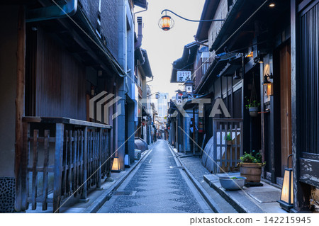 京都藝伎區先鬥町(京都府京都市中京區) 京都藝伎區先鬥町(京都府京都市中京區) 142215945