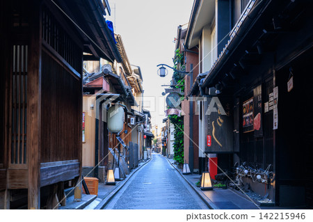 京都藝伎區先鬥町(京都府京都市中京區) 京都藝伎區先鬥町(京都府京都市中京區) 142215946