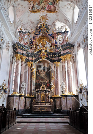 Main altar in Amorbach Benedictine monastery church in Lower Franconia, Bavaria, Germany Main altar in Amorbach Benedictine monastery church in Lower Franconia, Bavaria, Germany 142216014