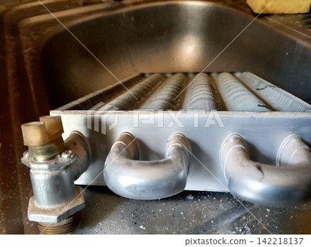 Copper Heat Exchanger for Efficient Gas Boiler Operation in Modern Homes Copper Heat Exchanger for Efficient Gas Boiler Operation in Modern Homes 142218137