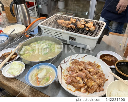 烤肉午餐 烤肉午餐 142221300