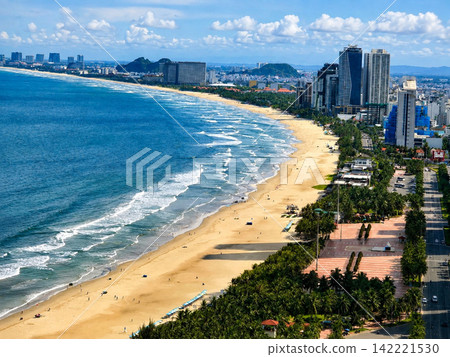 Beautiful beaches and coastal townscapes of Da Nang, Vietnam Beautiful beaches and coastal townscapes of Da Nang, Vietnam 142221530