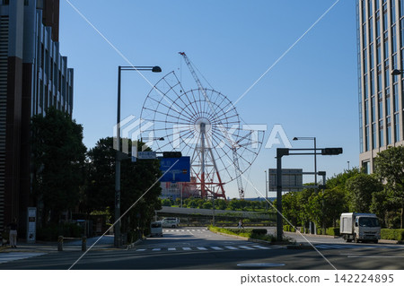 Odaiba Ferris Wheel Demolition Work September 2022 Odaiba Ferris Wheel Demolition Work September 2022 142224895