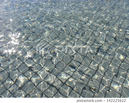 清澈的海水/海邊足浴 清澈的海水/海邊足浴 142225622