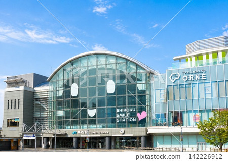 A stroll around Takamatsu Port and Sunport Takamatsu (arena, hotel, station, and port) - photographed in August 2026 A stroll around Takamatsu Port and Sunport Takamatsu (arena, hotel, station, and port) - photographed in August 2026 142226912